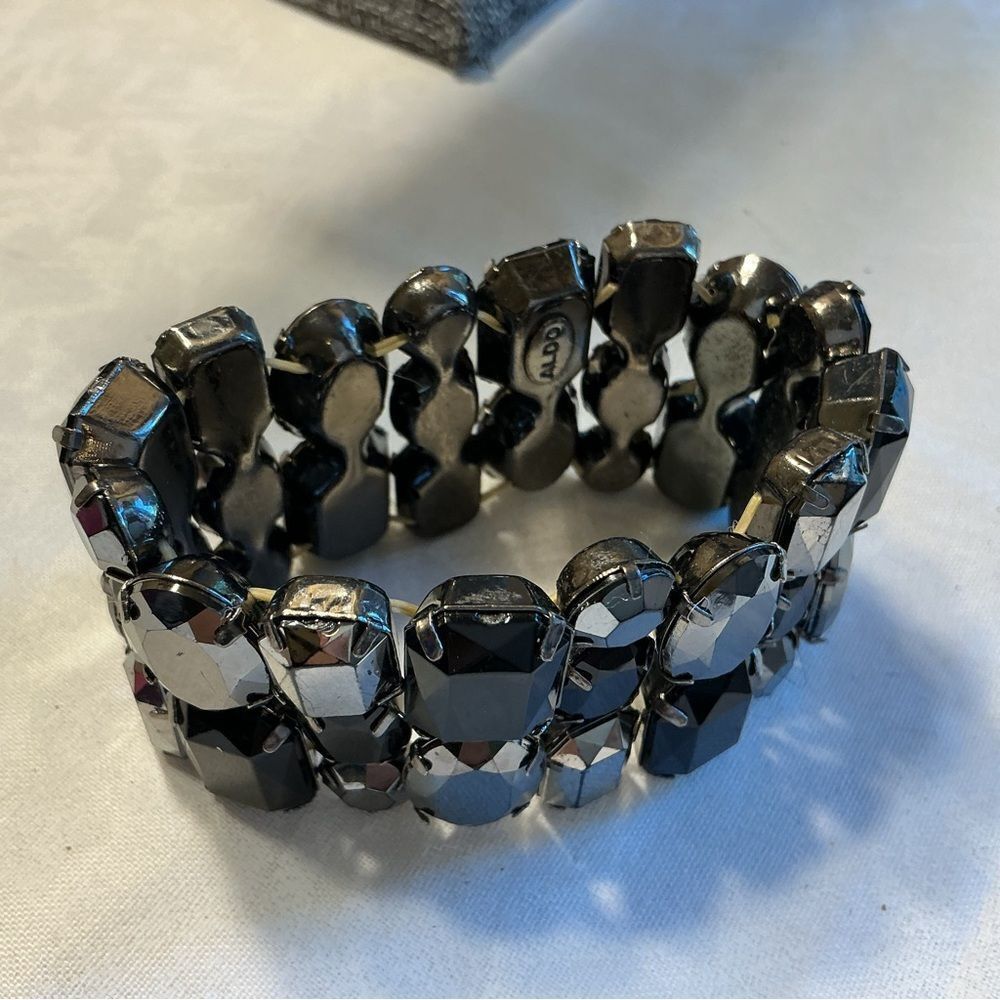 ALDO Brand Chunky Black and Silver Acrylic Crystals Stretch Bracelet
